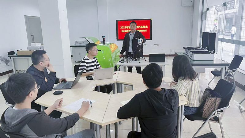线上会计培训班排名之谜：揭秘如何选择优质课程