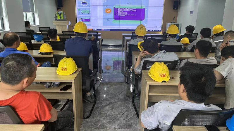 消防工程师证书，上海培训费用如何选择？**