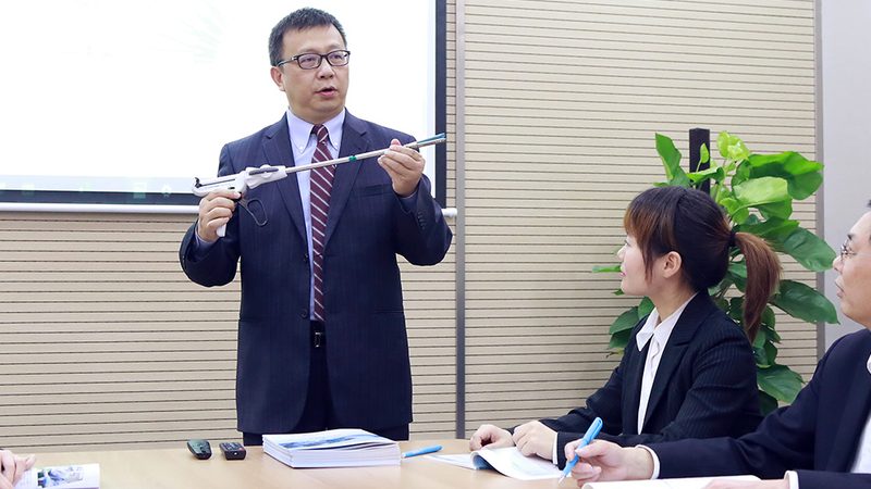 揭秘管理培训直销课程体系分类：职场进阶的必修课